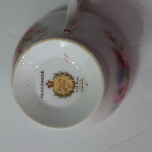 Queen Anne Meadowside Teacup&Saucer England Fine Bone China,Multicolors GUC - Picture 6 of 10